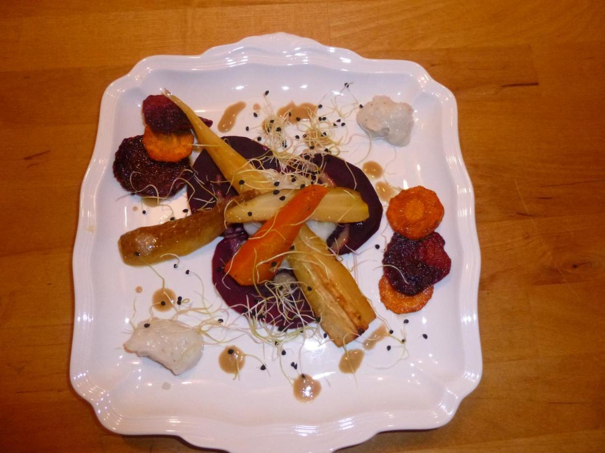 Au Chapitre Bed & Breakfast Rozoy-sur-Serre ภายนอก รูปภาพ