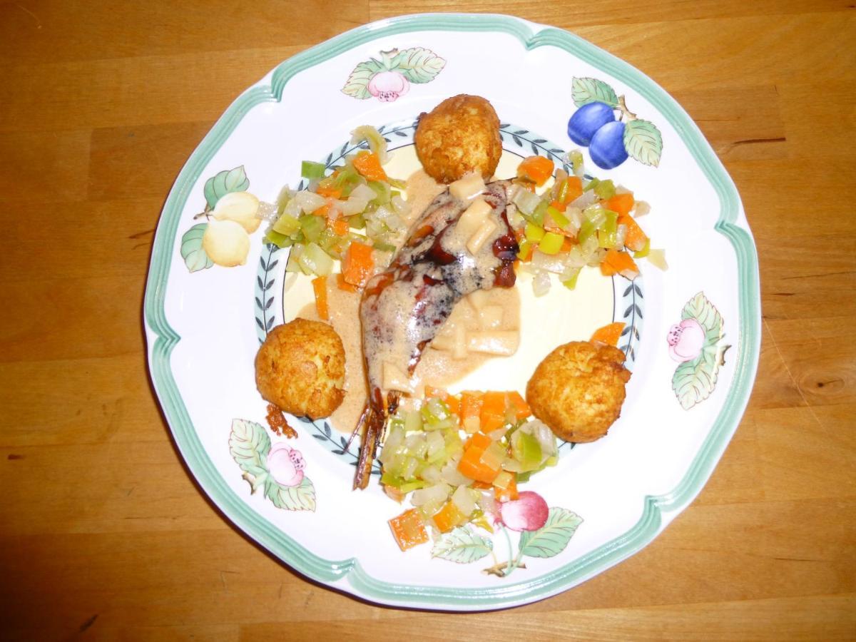 Au Chapitre Bed & Breakfast Rozoy-sur-Serre ภายนอก รูปภาพ