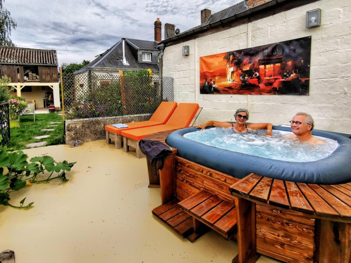 Au Chapitre Bed & Breakfast Rozoy-sur-Serre ภายนอก รูปภาพ