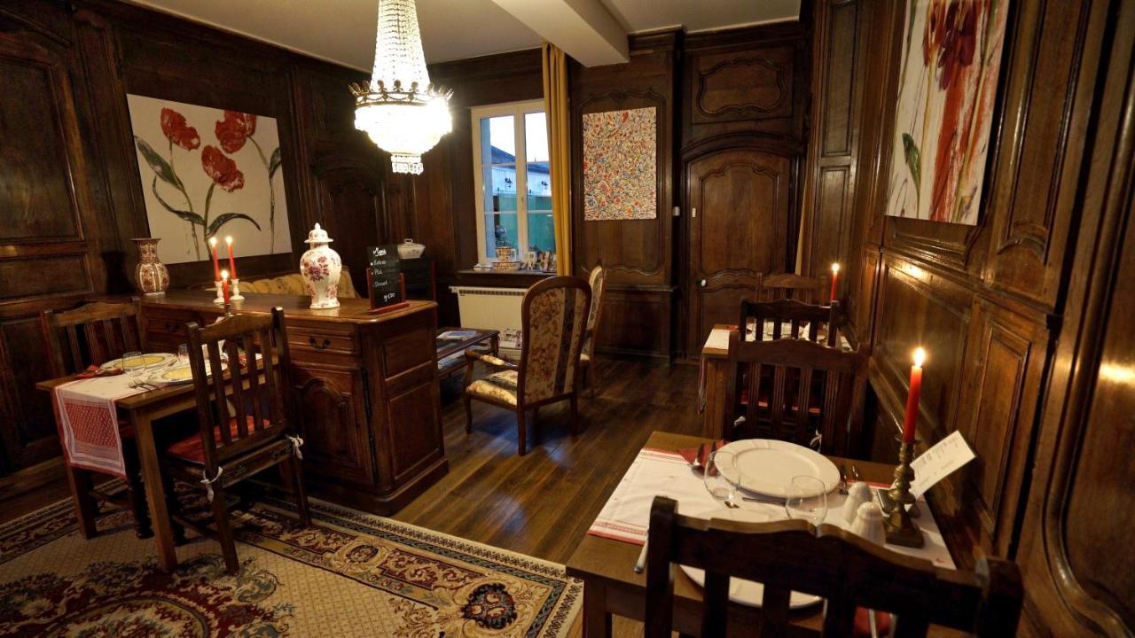 Au Chapitre Bed & Breakfast Rozoy-sur-Serre ภายนอก รูปภาพ