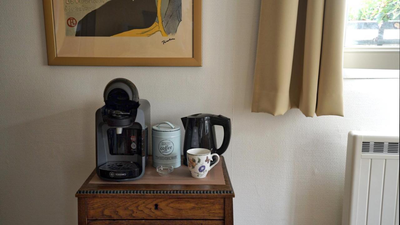 Au Chapitre Bed & Breakfast Rozoy-sur-Serre ภายนอก รูปภาพ