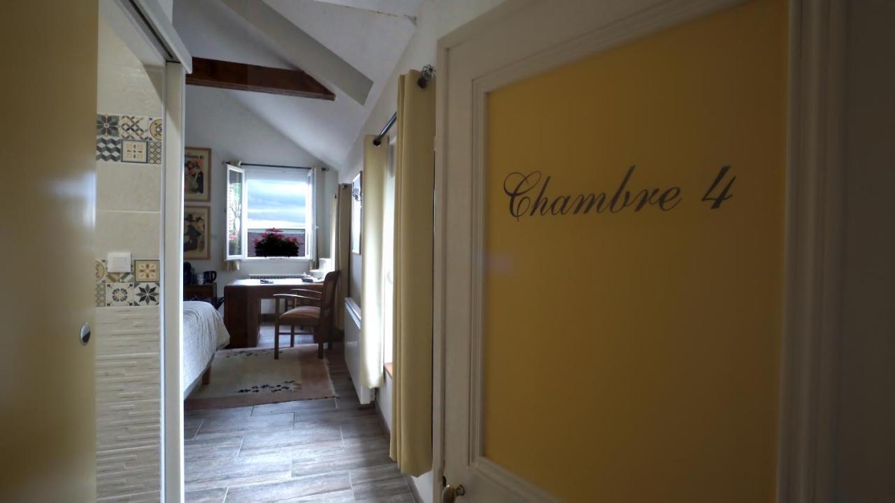 Au Chapitre Bed & Breakfast Rozoy-sur-Serre ภายนอก รูปภาพ