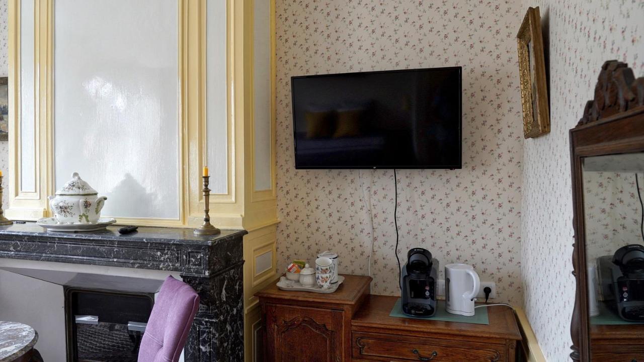 Au Chapitre Bed & Breakfast Rozoy-sur-Serre ภายนอก รูปภาพ